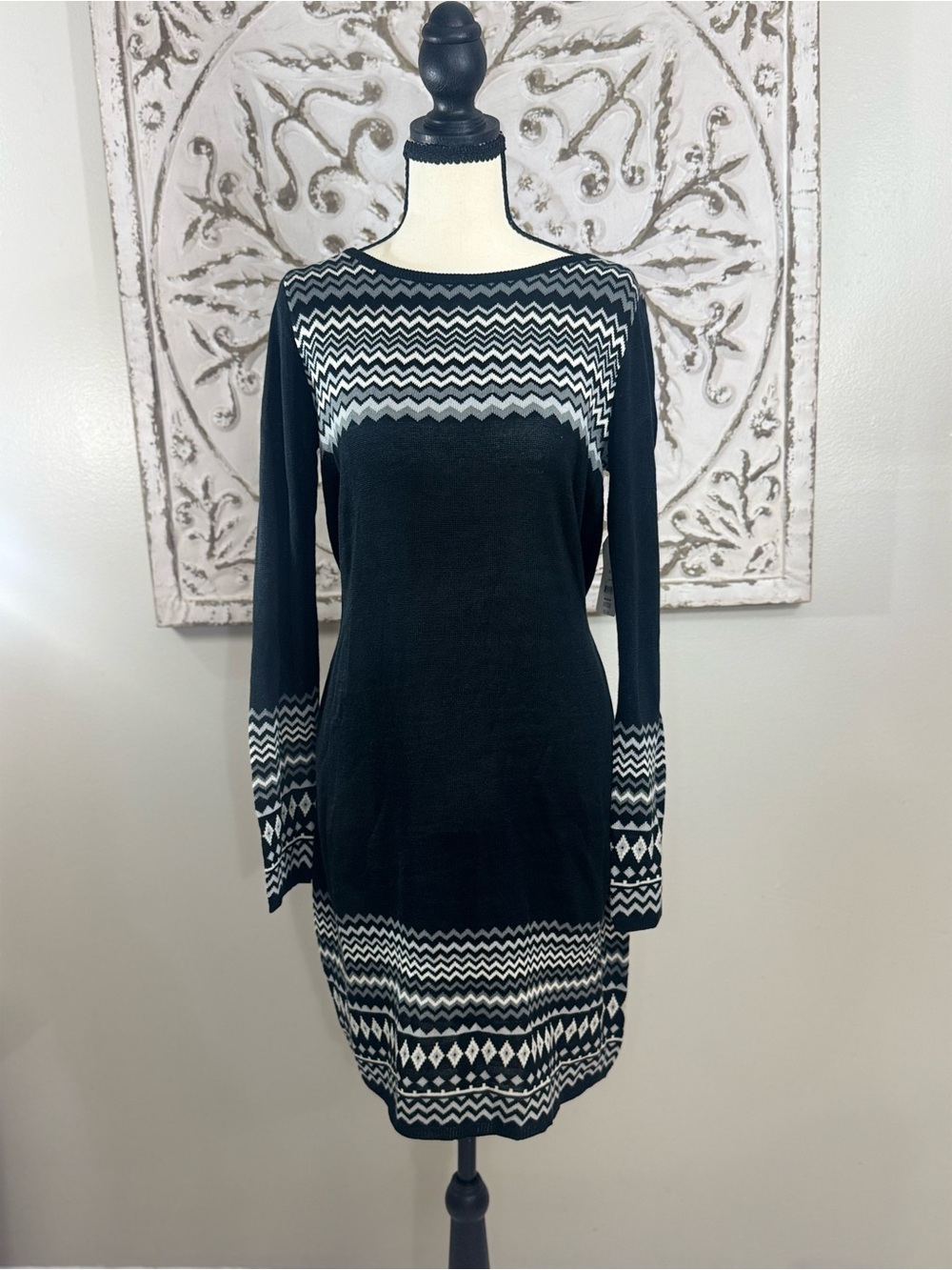 Faded Glory NWT Black White Gray Chevron Sweater Dress Medium 8-10